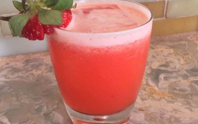 ‘A Little R&R’ – Whiskey Strawberry Cocktail Recipe